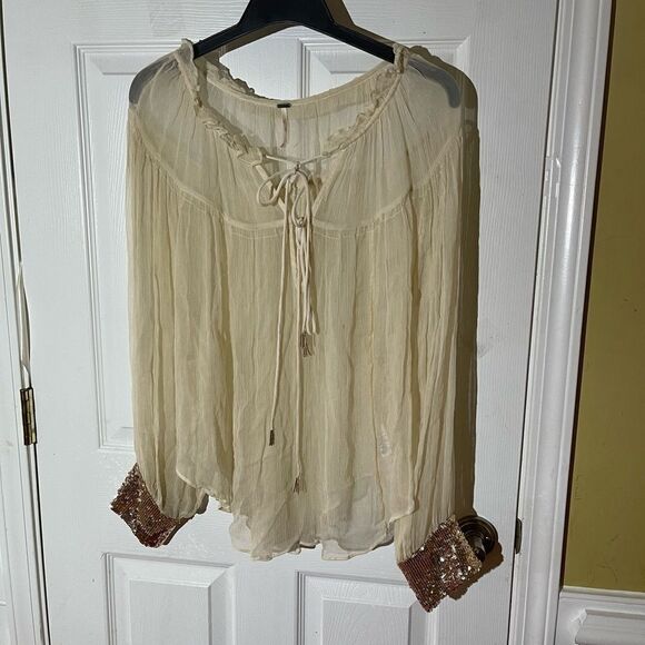 Free People sheer beige long sleeves blouse with gold sequins cuffs size Medium - Picture 5 of 15